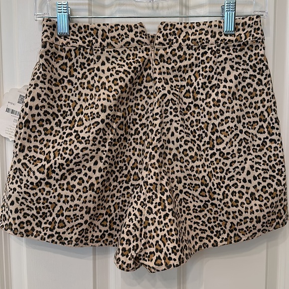 NWT Altar’d State skort. Cheetah print size S - Picture 2 of 3